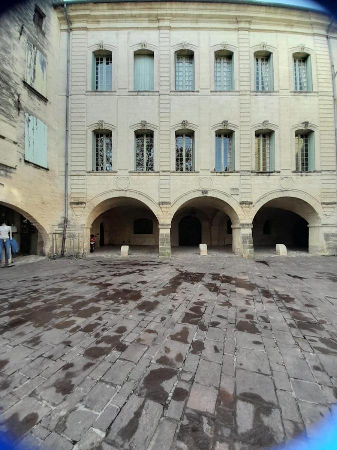 Petit Cocon En Plein Centre Historique D'Uzes - Place Aux Herbes En Zone Pietonniere Ngoại thất bức ảnh